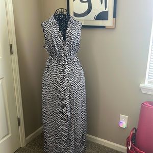 Talbots!!! black and white dress 👗 Medium.